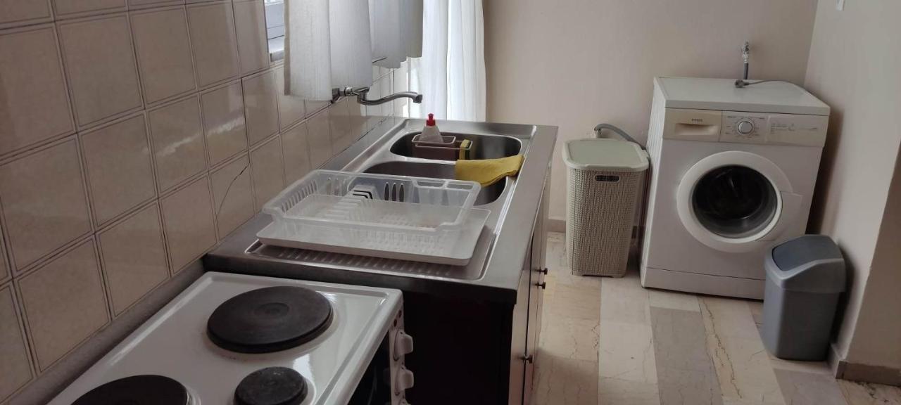 3 Brothers Iv Apartment *